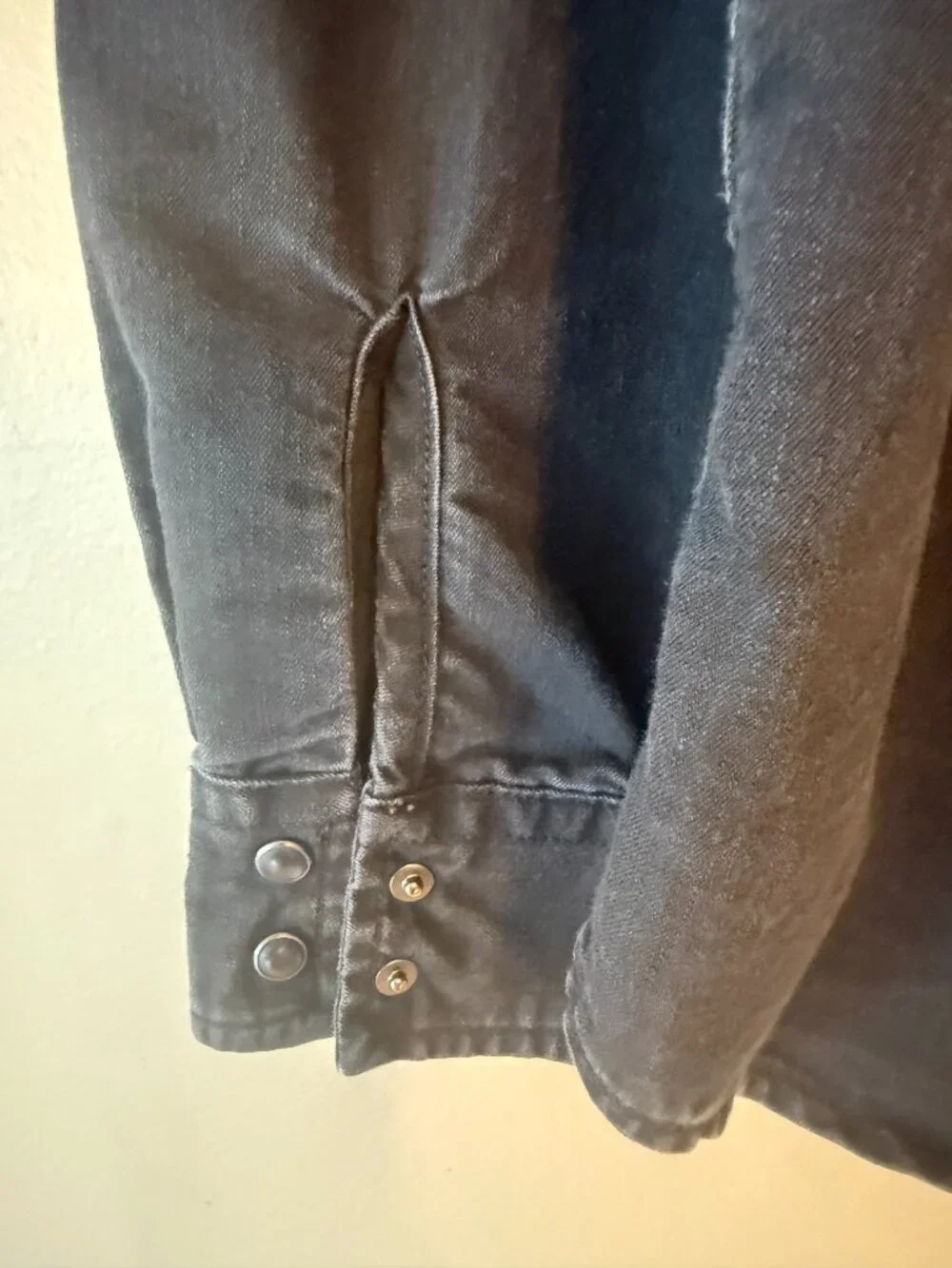 Levi's Men's Black Casual Shirt Size Medium